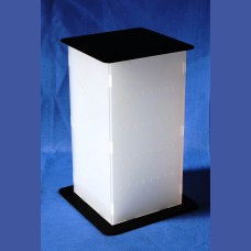 PENDIENTES  Prisma sin ventanas  80 pares<br>Medidas: 200 x 200 x 300 mm<br>